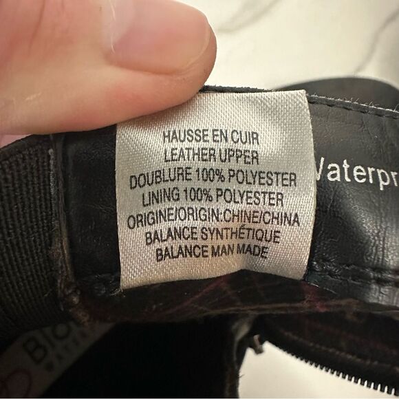 Blondo Black NOA Cognac Nubuck Waterproof Zip Block Heel Ankle Booties Size 8 - Picture 9 of 16